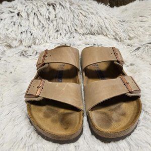 Birkenstocks Arizona Sandals, Soft footbed, Oiled Leather, tan